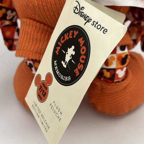 Disney Store Mickey Mouse Memories July Plush Limited Edition With Tags New - Picture 5 of 7